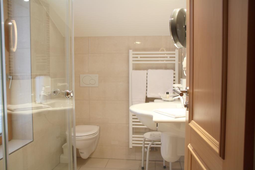Hotel Schoene Aussicht Hornberg Quarto foto